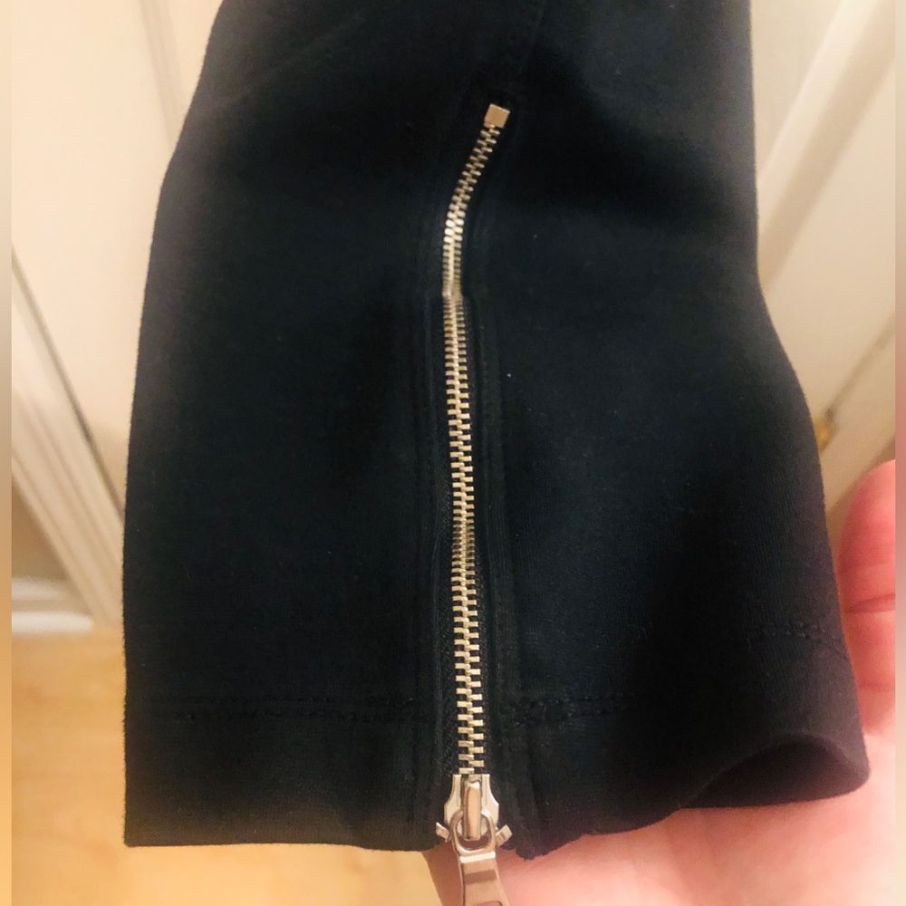GAP Women's Black Cropped Pants